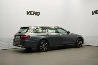 Mercedes-Benz E 300, 2.0, 143 kW, plug-in hybrid, automatic, rear-wheel drive