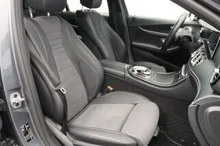 Mercedes-Benz E 300, 2.0, 143 kW, plug-in hybrid, automatic, rear-wheel drive