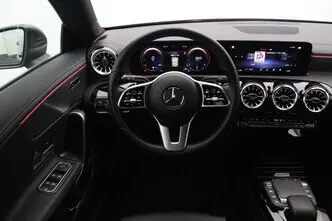 Mercedes-Benz CLA 180, 1.3, 100 kW, бензин, автомат, передний привод