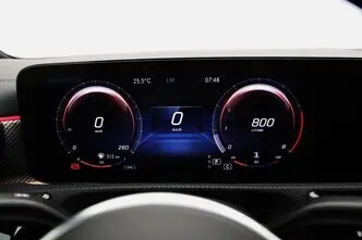 Mercedes-Benz CLA 180, 1.3, 100 kW, бензин, автомат, передний привод