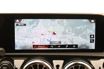 Mercedes-Benz CLA 180, 1.3, 100 kW, бензин, автомат, передний привод