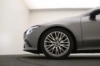 Mercedes-Benz CLA 180, 1.3, 100 kW, бензин, автомат, передний привод