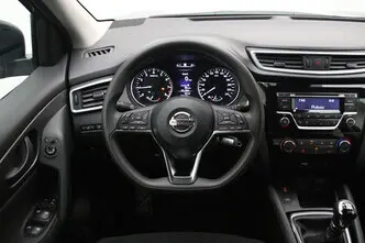 Nissan Qashqai, 1.3, 103 kW, бензин, механическая, передний привод