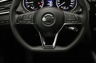 Nissan Qashqai, 1.3, 103 kW, бензин, механическая, передний привод