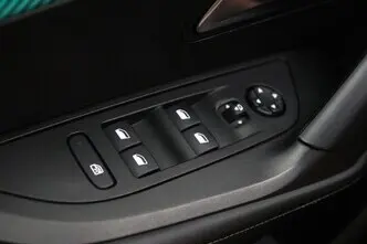 Peugeot 2008, 1.5, 81 kW, дизель, механическая, передний привод