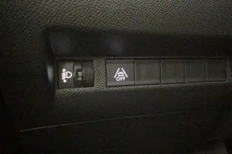 Peugeot 2008, электричество, автомат, передний привод