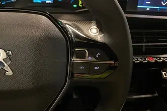 Peugeot 2008, 100 kW, электричество, автомат, передний привод
