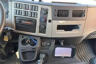 Volvo FL250 4x2 EURO 6 SIDE OPEN BOX, 188 kW, diesel, automatic