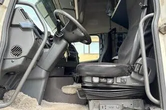 Volvo FH440, 12.8, 324 kW, дизель, механическая, задний привод