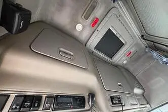 Volvo FH440, 12.8, 324 kW, дизель, механическая, задний привод