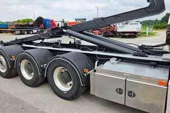 Mercedes-Benz Arocs 3253 8X4*4 Fassi F295, 12.8, 390 kW, дизель, задний привод