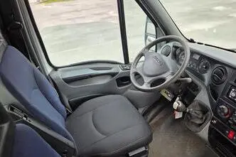 Iveco Daily, 2.3, 85 kW, diisel, manuaal, tagavedu