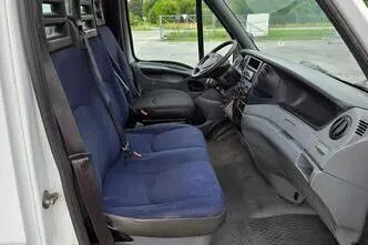 Iveco Daily, 2.3, 85 kW, diisel, manuaal, tagavedu