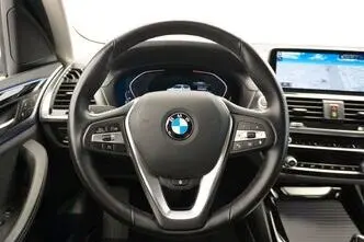 BMW X3, 2.0, 140 kW, hybrid, automatic, four-wheel drive