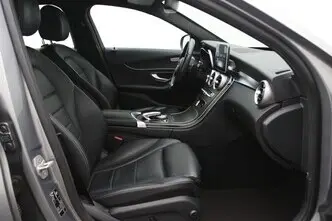 Mercedes-Benz C 350, 2.0, 155 kW, plug-in hybrid, automatic, rear-wheel drive