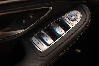 Mercedes-Benz C 350, 2.0, 155 kW, plug-in hybrid, automatic, rear-wheel drive
