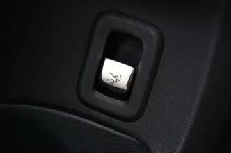 Mercedes-Benz C 350, 2.0, 155 kW, plug-in hybrid, automatic, rear-wheel drive