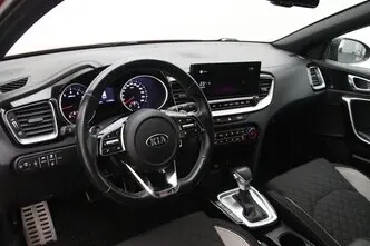 Kia cee'd / Ceed, 1.5, 118 kW, гибрид, автомат, передний привод