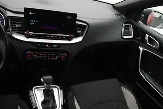 Kia cee'd / Ceed, 1.5, 118 kW, гибрид, автомат, передний привод