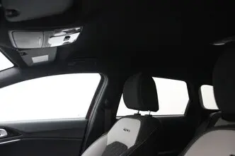 Kia cee'd / Ceed, 1.5, 118 kW, гибрид, автомат, передний привод
