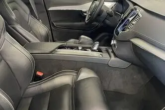 Volvo XC90, 2.0, 173 kW, hybrid, automatic, four-wheel drive