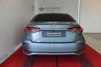 Toyota Corolla, 1.5, 92 kW, бензин, механическая, передний привод