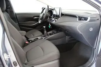 Toyota Corolla, 1.5, 92 kW, бензин, механическая, передний привод