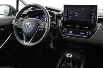 Toyota Corolla, 1.5, 92 kW, бензин, механическая, передний привод
