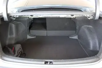 Toyota Corolla, 1.5, 92 kW, бензин, механическая, передний привод