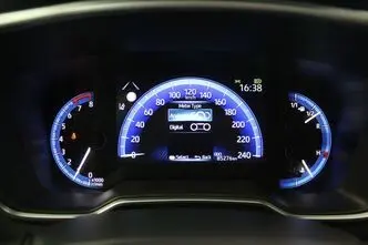 Toyota Corolla, 1.5, 92 kW, бензин, механическая, передний привод