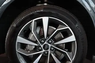 Audi Q5, 2.0, 150 kW, hybrid, automatic, four-wheel drive