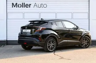 Toyota C-HR, 1.8, 90 kW, plug-in hybrid, automatic, front-wheel drive