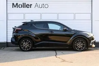 Toyota C-HR, 1.8, 90 kW, plug-in hybrid, automatic, front-wheel drive