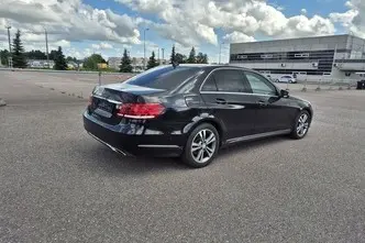 Mercedes-Benz E 200, 2.0, 135 kW, бензин, автомат, задний привод