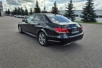 Mercedes-Benz E 200, 2.0, 135 kW, бензин, автомат, задний привод