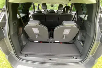 Peugeot 5008, 1.5, 96 kW, diisel, automaat, esivedu