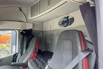 Volvo FH 500 6x4, 12.8, 375 kW, дизель, автомат, задний привод