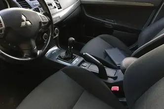 Mitsubishi Lancer, 2.2, 103 kW, diisel, manuaal, esivedu