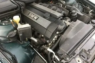 BMW 523, petrol, automatic, rear-wheel drive