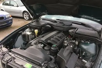 BMW 523, petrol, automatic, rear-wheel drive