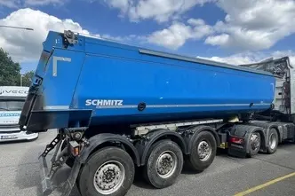 Schmitz CARGOBULL GOTHA