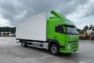 Volvo FM330, 250 kW, diesel, automatic