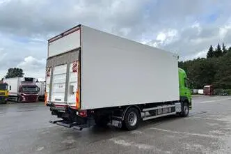 Volvo FM330, 250 kW, diesel, automatic