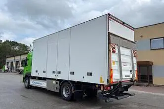 Volvo FM330, 250 kW, diesel, automatic