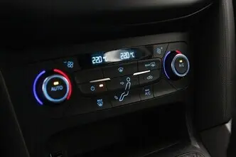Ford Focus, 1.5, 88 kW, дизель, механическая, передний привод