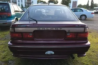 Mitsubishi Galant, 2.0, бензин, механическая, передний привод
