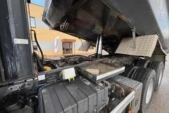 MAN TGX 26.580, 427 kW, diesel, automatic