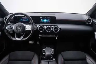 Mercedes-Benz A 180, 1.3, 100 kW, petrol, automatic, front-wheel drive