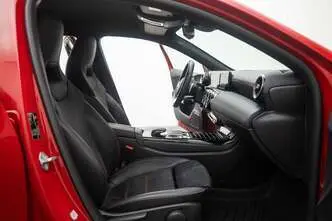 Mercedes-Benz A 180, 1.3, 100 kW, petrol, automatic, front-wheel drive