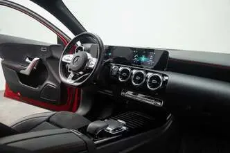 Mercedes-Benz A 180, 1.3, 100 kW, petrol, automatic, front-wheel drive